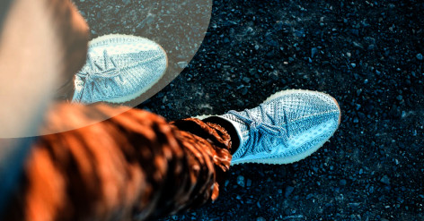 A Guide to Cleaning Your Shoes: From Leather to Sneakers